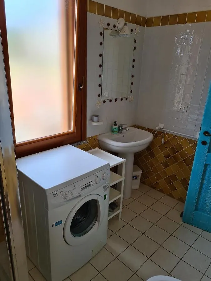 Appartamento In Villa Con Ampia Terrazza Di 27M2 Chia 0*,
